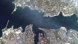 Το Κίεβο αναφέρει ότι στόχευσε ρωσικές στρατιωτικές «εγκαταστάσεις» κατά την επίθεση σε πλατφόρμες γεώτρησης στη Μαύρη Θάλασσα