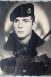 Οι δικοί μας ήρωες