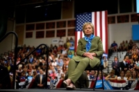 Ο Τραμπ αλλά και η Χίλαρι τρομάζουν ΕΕ και NATO