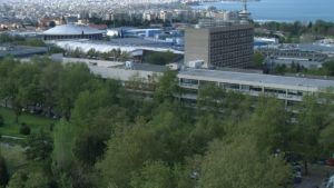 Θεσσαλονίκη: Τα υπαίθρια πάρτι στο ΑΠΘ εν μέσω περιορισμών για την πανδημία φέρνουν νέες εισαγγελικές παρεμβάσεις