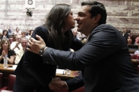 Με τη Ζωή συναντάται το μεσημέρι ο Τσίπρας ύστερα από αίτημά της