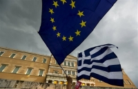 Δημοσκόπηση: Παραμονή στην ΕΕ, αλλά επιστροφή εξουσιών από Βρυξέλλες