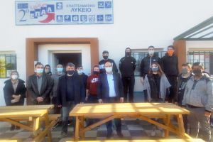 Χειροποίητος αστικός εξοπλισμός στο Δήμο από μαθητές του 2ου ΕΠΑΛ και του ΕΕΕΕΚ