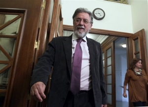 Πανούσης: Προτείνω περισσότερο νηφαλιότητα σε λεπτά ζητήματα