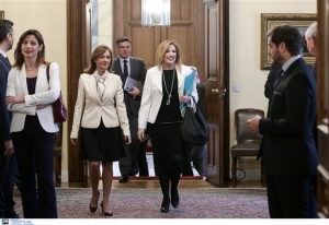 Δέκα προτάσεις κατέθεσε η Φ. Γεννηματά στο Συμβούλιο Πολιτικών Αρχηγών