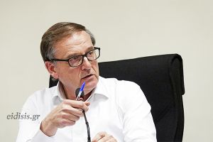Σιωνίδης προς Ιορδανίδου: «Η κοινωνία μας δεν παρασύρεται από ψευδή κατασκευάσματα και κούφιους εντυπωσιασμούς»