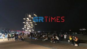 Θεσσαλονίκη: Νέος συνωστισμός για ένα ποτό και παρέμβαση της Αστυνομίας