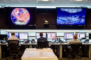 Προειδοποίηση για ρωσικές κυβερνοεπιθέσεις στα βρετανικά κόμματα