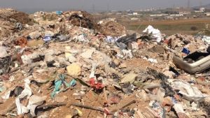 Θεσσαλονίκη: Χειροπέδες σε δύο άτομα για παράνομη απόρριψη μπαζών σε χωράφι στο Δερβένι