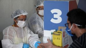 Βραζιλία-Covid-19: Σχεδόν οκτώ στους δέκα Βραζιλιάνους πιστεύουν ότι η πανδημία βρίσκεται εκτός ελέγχου στη χώρα