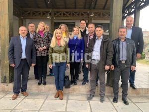 “Κούλουμα” με πολίτες του δήμου Κορδελιού – Ευόσμου για τη Μαρία Μανούκα (ΦΩΤΟ &amp; ΒΙΝΤΕΟ)