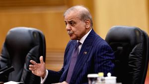 Σημαντική αποστολή στην Ελβετία για τον πρωθυπουργό του Πακιστάν