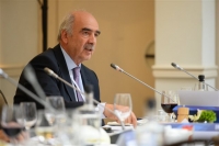 Σε κομματικό αιφνιδιασμό προσανατολίζεται ο Ευ. Μεϊμαράκης