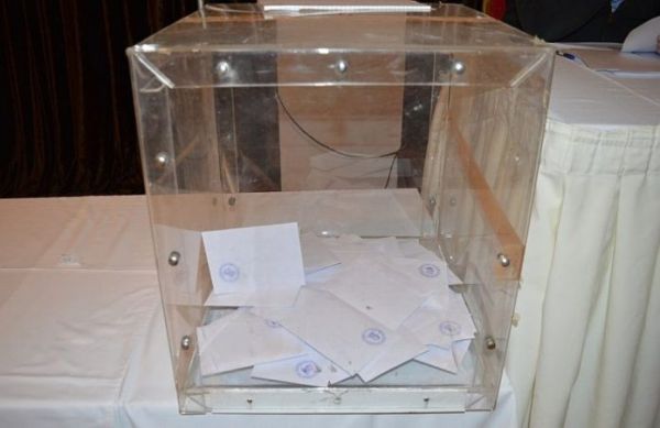 Μαυροβούνιο: Η χώρα ψηφίζει στις προεδρικές εκλογές, ο Τζουκάνοβιτς επιδιώκει μια τρίτη προεδρική θητεία