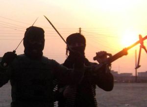 Συρία: Μοιράζουν φυλλάδια που προτρέπουν τις βιαιότητες ενάντια των Χριστιανών – «Κάψτε τα σπίτια τους, σφάξτε τα παιδιά τους»