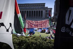 ΗΠΑ: Κλίμα εξέγερσης στα πανεπιστήμια υπέρ της Παλαιστίνης – Φουντώνουν οι αντιπολεμικές διαδηλώσεις (ΒΙΝΤΕΟ)