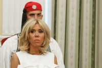 Η Μπριζίτ Τρονιέ μιλά για την Ελλάδα (Βίντεο)
