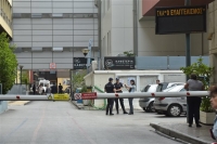 Παρέμβαση Ρουβίκωνα στον Ευαγγελισμό για Παπαδήμο