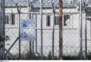 Μυτιλήνη: Επεισόδια στο κέντρο υποδοχής στη Μόρια