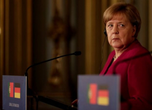 Η αντιπρόταση Μέρκελ σε αυτή του Μακρόν για την Ευρωζώνη