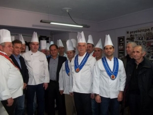 Με νουγκατίνα δύο τόνων επιχειρεί η Καρδίτσα να μπει στο Γκίνες
