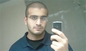 Πώς το FBI έχασε τον δράστη του Ορλάντο μέσα από τα χέρια του - «Eπίσημη» ανάληψη ευθύνης του μακελειού από την ISIS