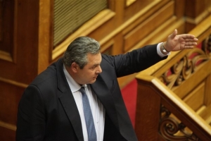Καμμένος:Λάσπη όσα λέγονται για τα αεροσκάφη του Πολεμικού Ναυτικού
