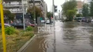 Θεσσαλονίκη: «Πνίγηκε» ο Βαρδάρης από την έντονη βροχόπτωση – Πτώσεις δέντρων στο κέντρο της πόλης (pic &amp; vids)