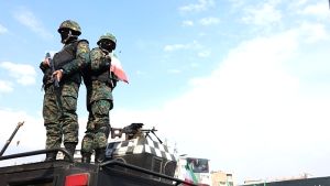 Συναγερμός στο Ιράν: Φρουροί της Επανάστασης προειδοποιούν πλοία για Ορμούζ