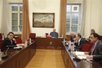 Εξεταστική Επιτροπή: Καβγάς για συνάντηση Μπαλωμενάκη με μάρτυρα