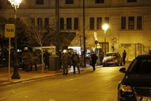 Μικροεπεισόδια στο Πολυτεχνείο από ομάδα αντιεξουσιαστών