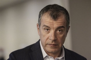 Ο Aλ. Τσίπρας απαντά σε Στ. Θεοδωράκη για ΗΠΑ και F-16 (Live)