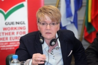 Γκ.Τσίμερ: Kατά του Grexit το Die Linke, προσωπικές οι απόψεις της Βάγκενκνεχτ