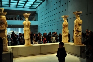 Η τιμολογιακή πολιτική σε μουσεία και αρχαιολογικούς χώρους στη Βουλή