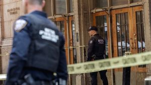 Σοκ στο πανεπιστήμιο της Αϊόβα: Τρεις φοιτητές τραυματίστηκαν από πυροβολισμούς