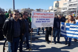 <div>Γονείς Δ.Κουκλατζή - "Πιστεύουμε ότι η δικαιοσύνη δεν είναι τυφλή"</div>