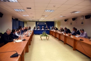 Συνάντηση στο Υπ. Ναυτιλίας για σχέσεις Δήμων-Οργανισμών Λιμένων