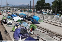 Αρχισε η εκκένωση της Ειδομένης - έφυγαν 13 πούλμαν με 609 πρόσφυγες