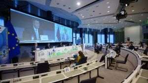 Το πρώτο ετήσιο Βαρόμετρο των Περιφερειών και Δήμων της ΕΕ παρουσίασε ο Α. Τζιτζικώστας, παρουσία της προέδρου της Κομισιόν