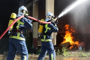 Γερμανία: Πυρκαγιά με 5 τραυματίες σε κέντρο φιλοξενίας προσφύγων