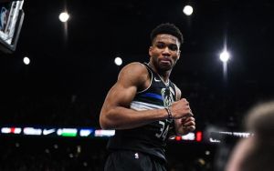 Νίκη των Μπακς με triple double Αντετοκούνμπο
