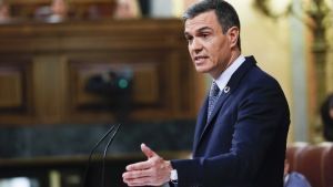Παραμένει στην πρωθυπουργία της Ισπανίας ο Πέδρο Σάντσεθ