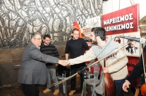 Δυνατό ΚΚΕ στη Βουλή ευχήθηκε ο Δημήτρης Κουτσούμπας