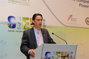 Χοκστάιν: Η Ελλάδα να εκμεταλλευθεί το παράθυρο ευκαιρίας στην ενέργεια