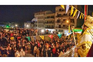 Μέγα πλήθος, άπλετο φως στην Ανάσταση στον Μητροπολιτικό Ναό του Κιλκίς