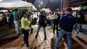 Στρατιωτικός αξιωματούχος των ΗΠΑ στο Καράκας για την αμερικανική βοήθεια μετά τους σεισμούς