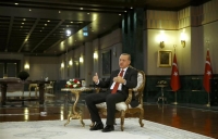 «Φιρμάνι» Ερντογάν: προφυλάκιση έως 30 ημέρες, διαλύονται χιλιάδες δομές και σχολεία