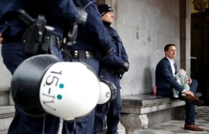 Ένταση σε διαδηλώσεις κατά της ακροδεξιάς στην Κολωνία