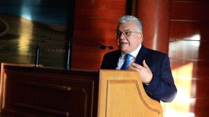 Η ιστορική μνήμη και οι αξίες ενός λαού σύμφωνα με τον Ν. Παπαϊωάννου