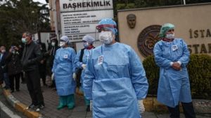 Covid-19: Αύξηση των κρουσμάτων στην Τουρκία – Εξετάζεται η επιβολή νέων περιοριστικών μέτρων